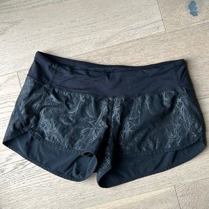 Lululemon speed up black running shorts size 6.